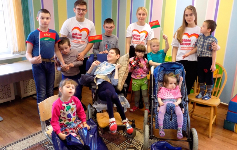 Волонтеры движения «Доброе Сердце» посетили Столбцовский ЦКРОиР