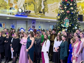 В Вилейке прошел новогодний карнавал для молодых специалистов «Новогоднее чудо»